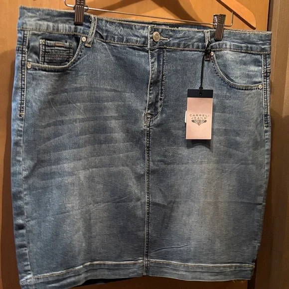 Very Stretchy Denim Midi skirt - Picture 1 of 5